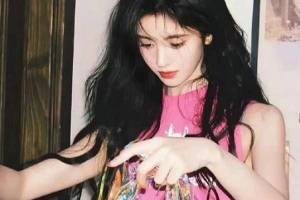 这几个星座出气质型美女！
